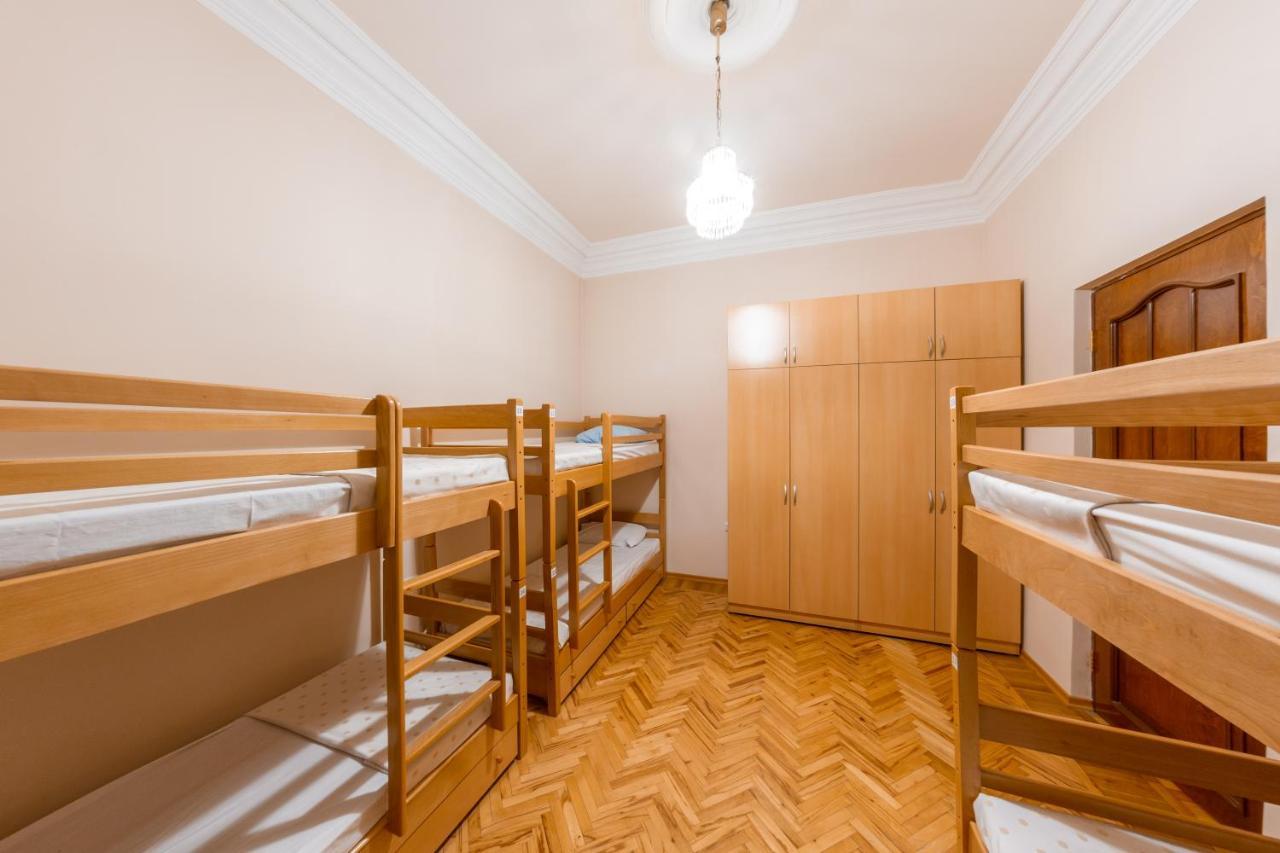 Arteast Hostel Jereván Kültér fotó